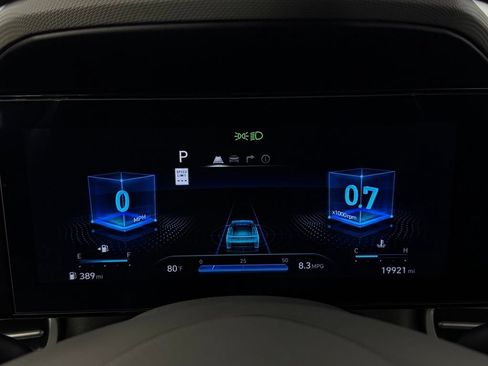 Used 2025 Hyundai Elantra SEL FWD image 13