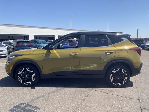 Certified 2024 Kia Seltos SX AWD/4WD image 3