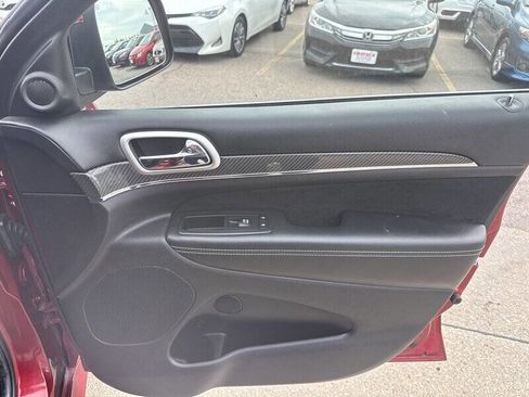 Used 2012 Jeep Grand Cherokee SRT8 w/ Luxury Group II image 21