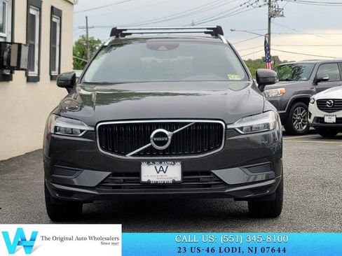 Used 2019 Volvo XC60 T6 Momentum w/ Multimedia Package AWD/4WD image 2