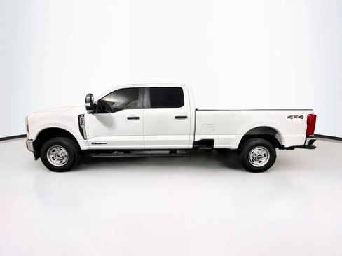 Used 2024 Ford F250 XL w/ XL Chrome Package AWD/4WD image 2