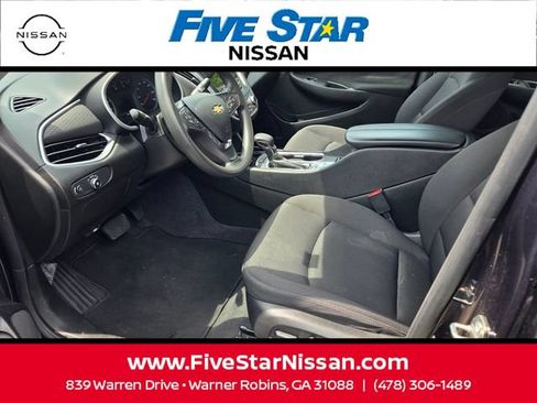 Used 2023 Chevrolet Malibu LT w/ Driver Confidence Package FWD image 5