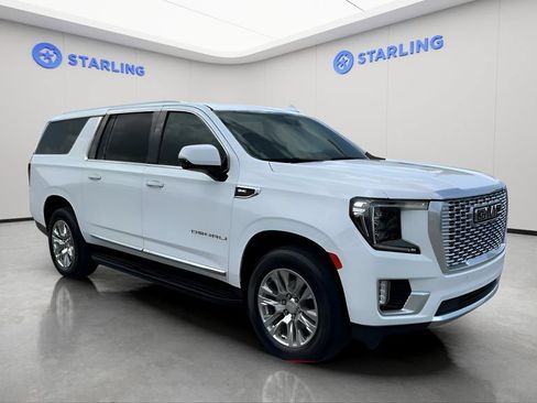 Used 2024 GMC Yukon XL Denali RWD image 6