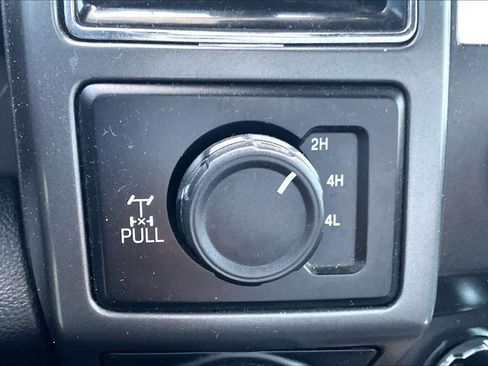 Used 2019 Ford F150 XLT w/ Equipment Group 302A Luxury AWD/4WD image 30