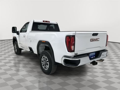 Used 2024 GMC Sierra 3500 SLE w/ SLE Convenience Package image 3