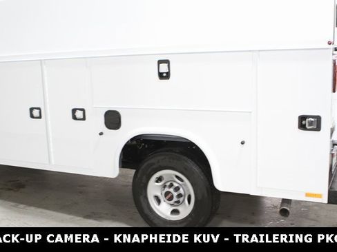 New 2025 GMC Savana 3500 w/ Power Convenience Package image 32