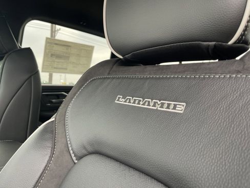 Used 2025 RAM 1500 Laramie w/ Sport Appearance Package AWD/4WD image 37