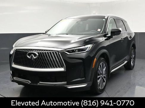 Certified 2026 INFINITI QX60 Luxe w/ Cargo Package AWD/4WD image 3