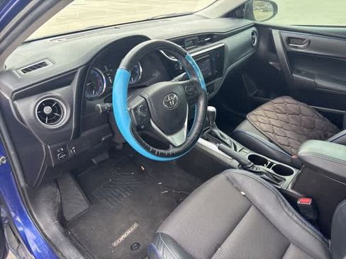 Used 2019 Toyota Corolla SE image 9