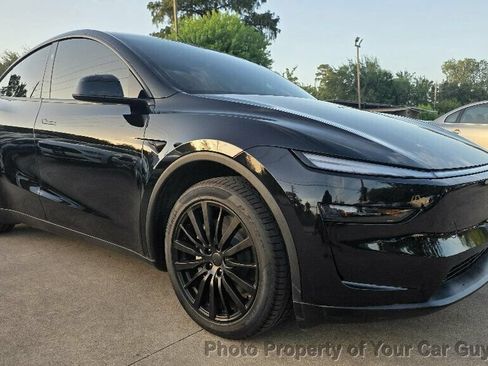Used 2026 Tesla Model Y Long Range RWD image 6