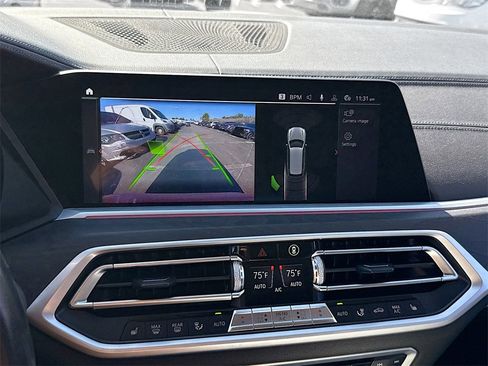 Used 2021 BMW X7 xDrive40i w/ Premium Package image 37