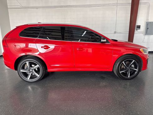 Used 2016 Volvo XC60 T6 R-Design Platinum w/ Climate Package image 3