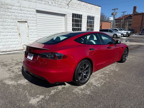 Used 2021 Tesla Model S Plaid image 5