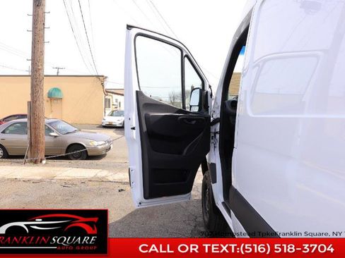 Used 2024 Mercedes-Benz Sprinter 2500 image 23