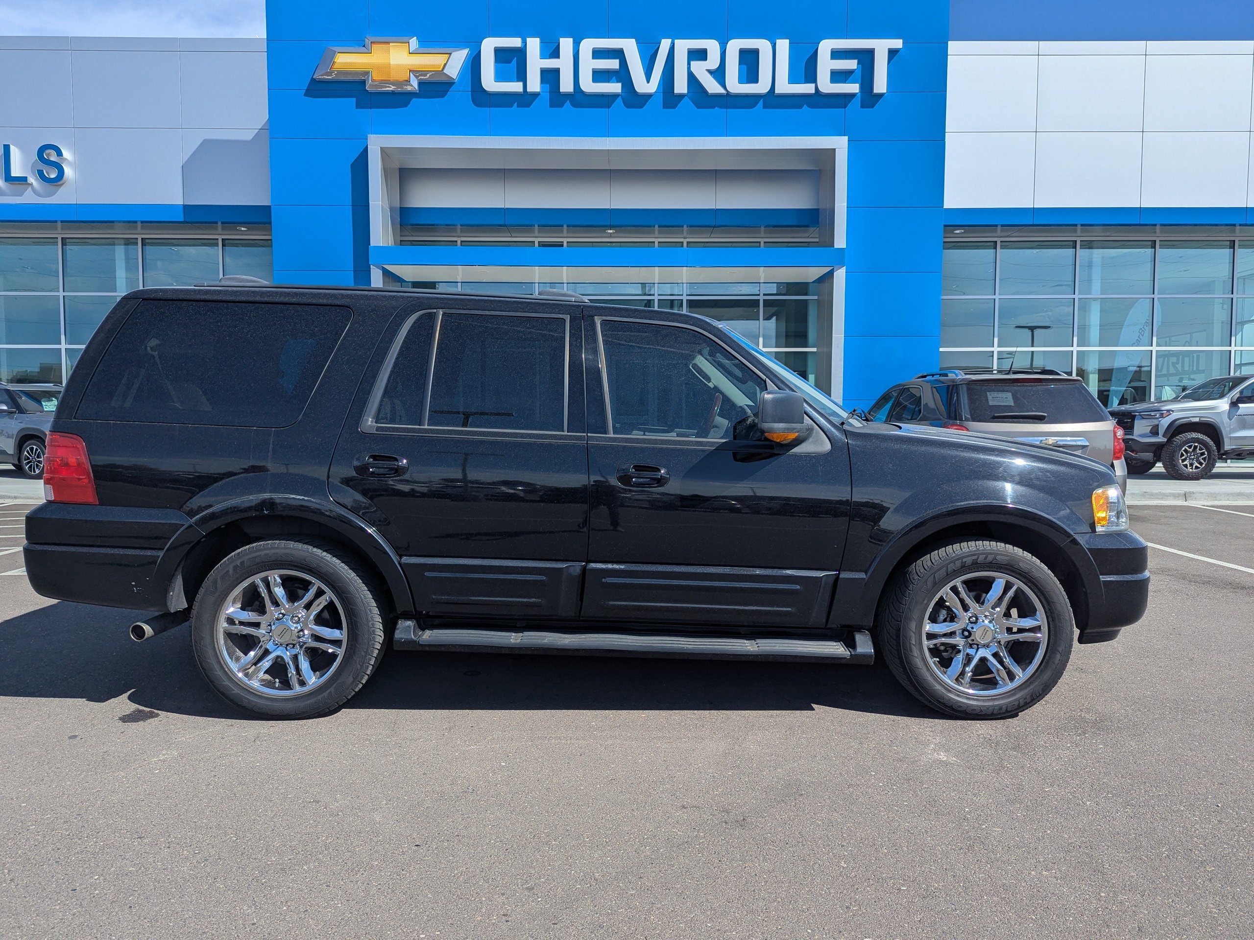 Used 2004 Ford Expedition Eddie Bauer AWD/4WD image 32