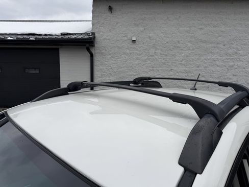 Used 2017 Subaru Crosstrek 2.0i Premium w/ Popular Package #1 image 9