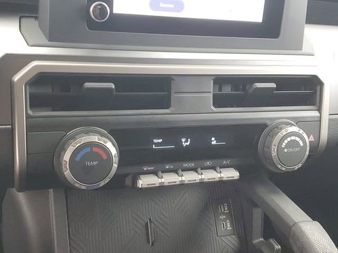 Certified 2025 Toyota 4Runner SR5 image 29