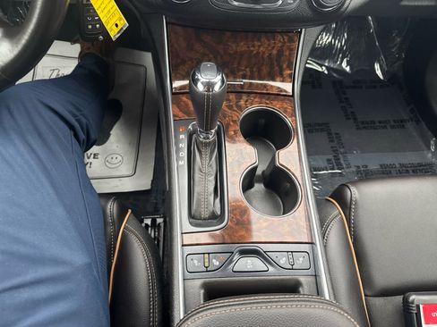 Used 2015 Chevrolet Impala LT image 22