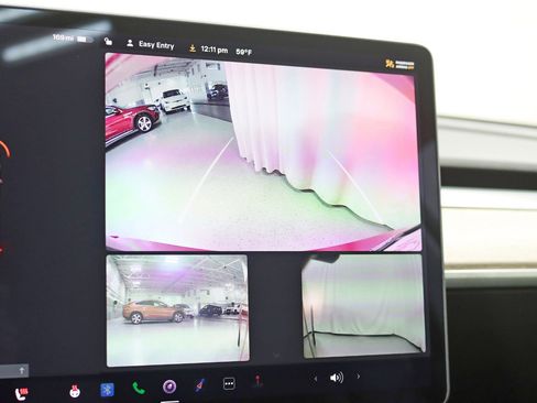 Used 2021 Tesla Model Y Long Range image 17