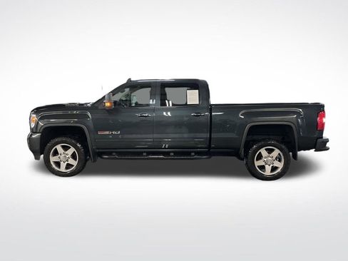 Used 2019 GMC Sierra 2500 SLT w/ Duramax Plus Package image 2