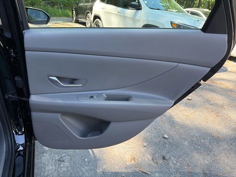 Certified 2023 Hyundai Elantra SEL w/ Cargo Package FWD image 12