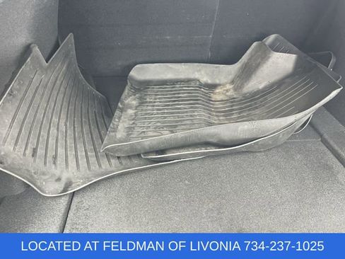 Used 2023 Tesla Model 3 Standard Range image 34