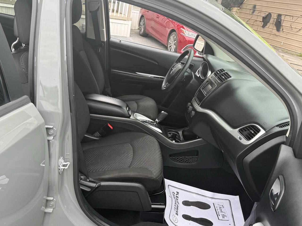 Used 2020 Dodge Journey SE w/ Blacktop Package FWD image 14