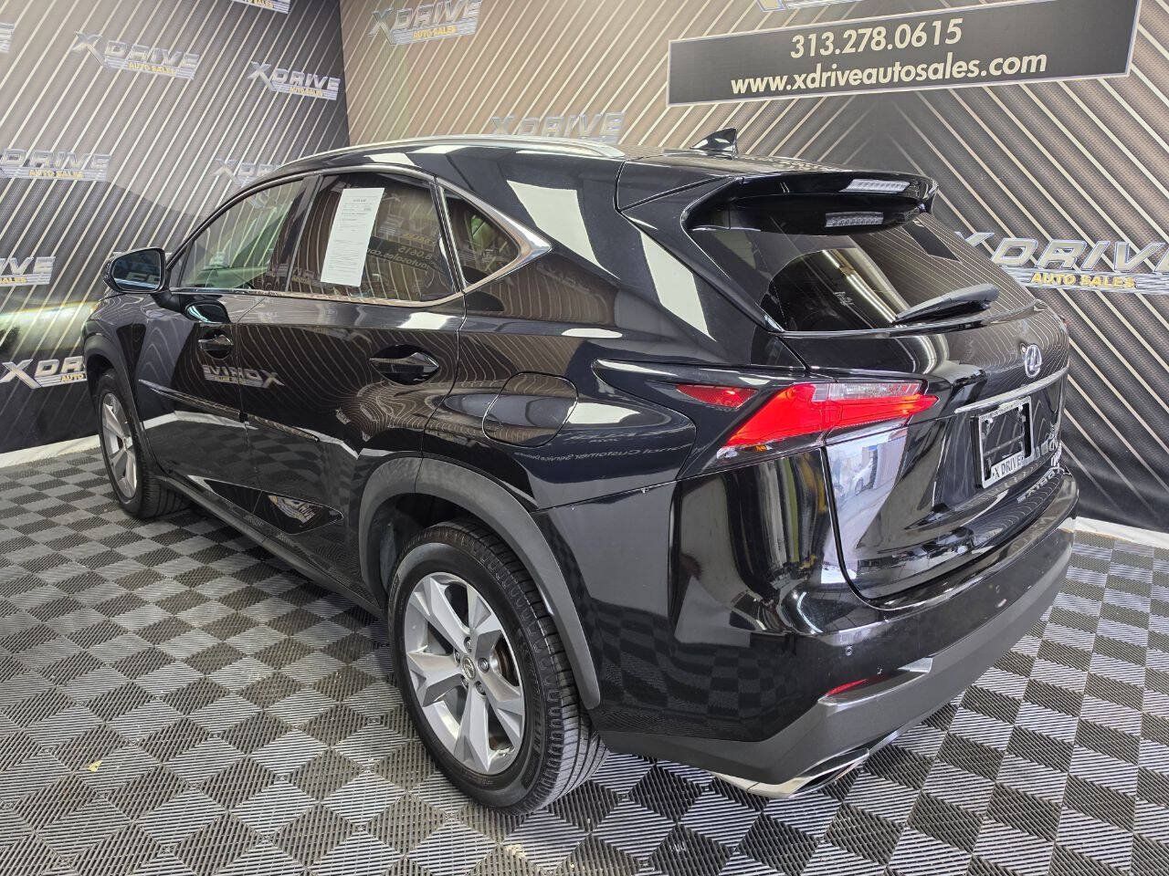 Used 2017 Lexus NX 200t FWD w/ Premium Package image 8