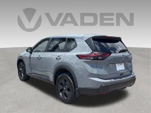 Used 2026 Nissan Rogue SV FWD image 21