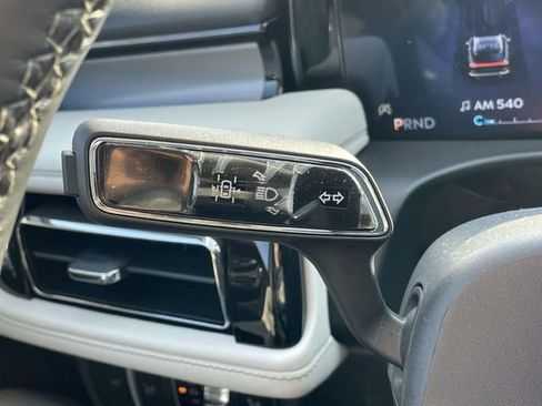 New 2026 Lincoln Aviator AWD image 18