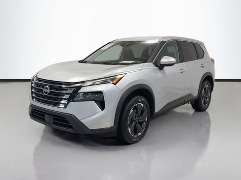 Used 2025 Nissan Rogue SV FWD image 5