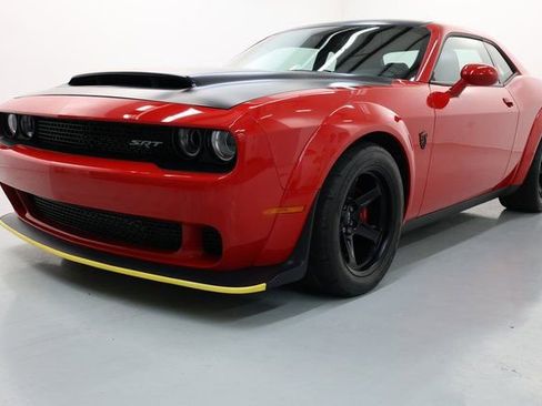 Used 2018 Dodge Challenger SRT Demon RWD image 1