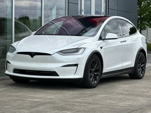 Used 2022 Tesla Model X Plaid AWD/4WD image 7