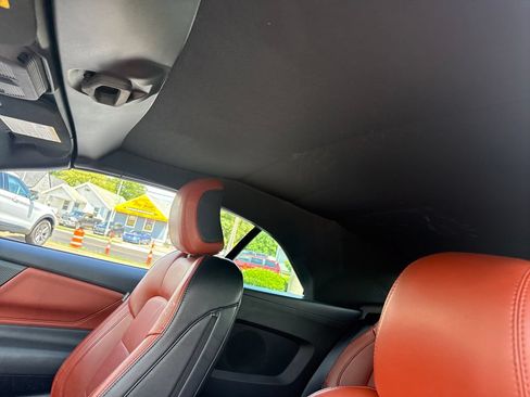 Used 2025 Ford Mustang Premium RWD image 18