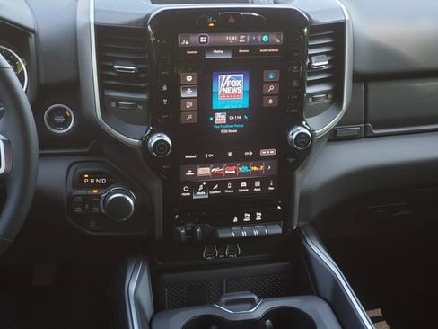 New 2026 RAM 1500 4x4 Crew Cab image 27
