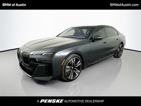 Used 2023 BMW 760i xDrive AWD/4WD image 1