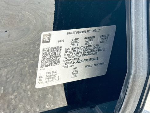 Used 2023 GMC Yukon XL SLT w/ SLT Luxury Package AWD/4WD image 40