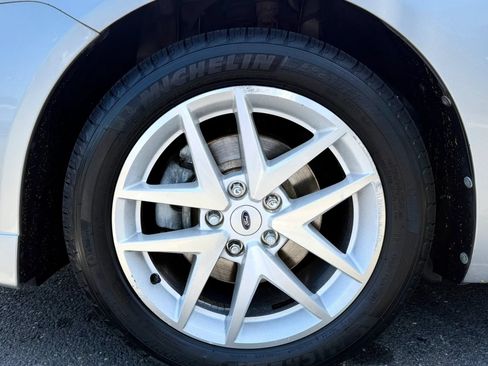 Used 2011 Ford Fusion SEL FWD image 42