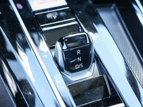 New 2025 Volkswagen GTI Autobahn image 32