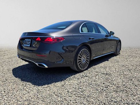Used 2026 Mercedes-Benz E 350 Sedan image 4