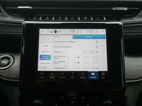 Used 2022 Jeep Grand Cherokee Overland image 27