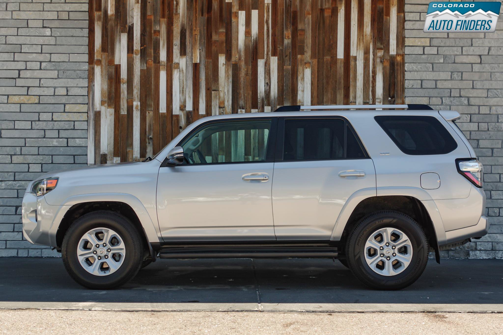 Used 2020 Toyota 4Runner SR5 Premium AWD/4WD image 3