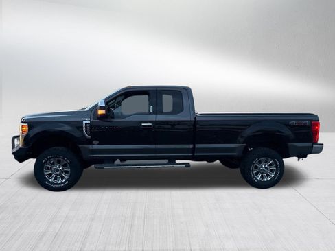 Used 2019 Ford F350 XLT w/ XLT Premium Package image 6