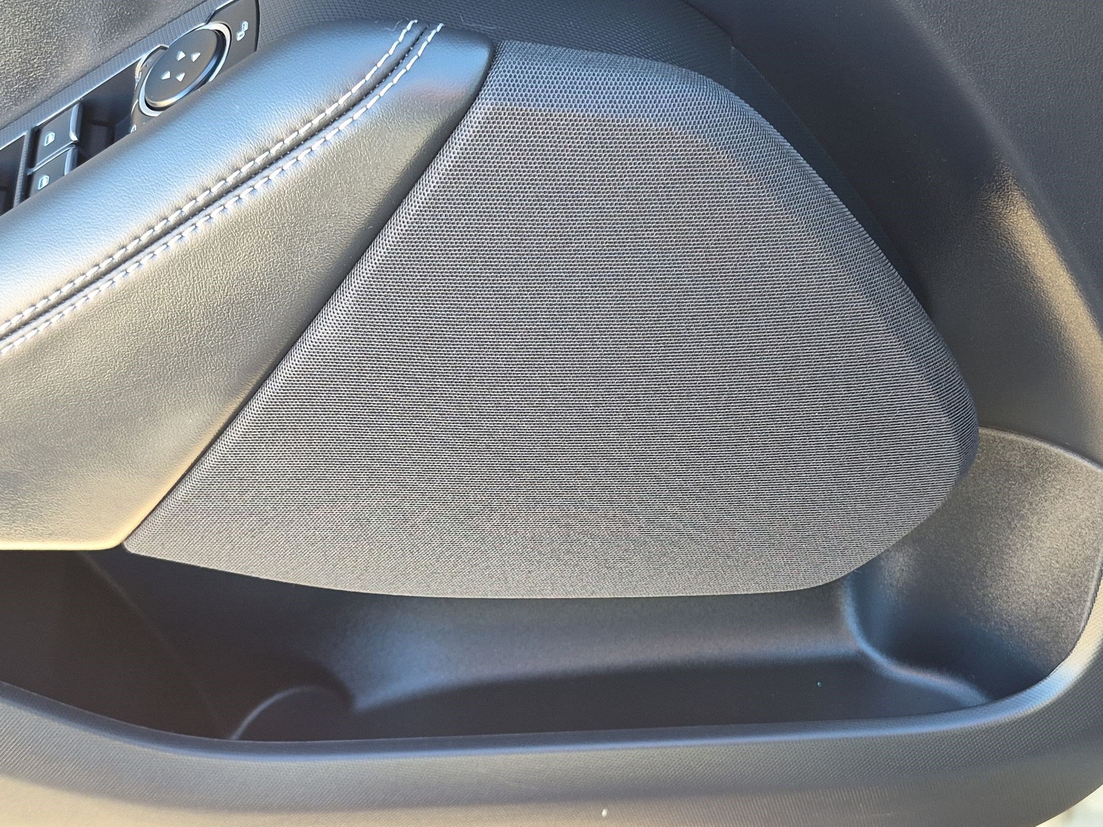 Used 2025 Ford Mustang Mach-E Select RWD image 14