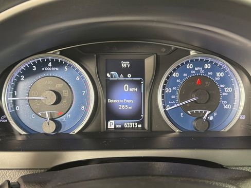 Used 2016 Toyota Camry LE image 26