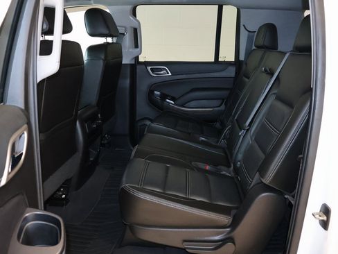Used 2019 GMC Yukon XL Denali image 27