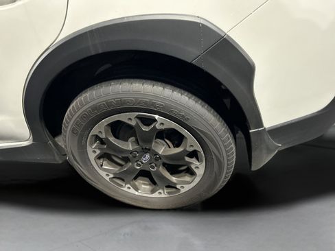 Used 2022 Subaru Crosstrek 2.0i Premium image 10