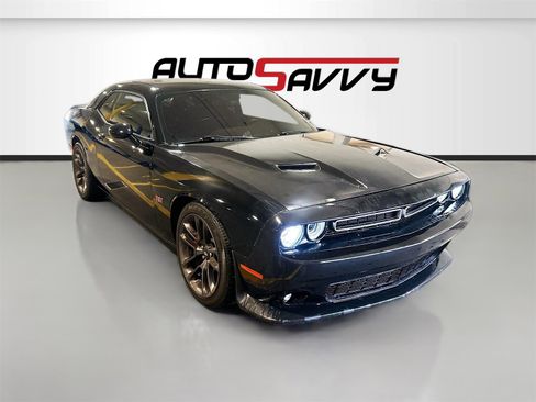Used 2021 Dodge Challenger R/T Scat Pack w/ Driver Convenience Group image 1