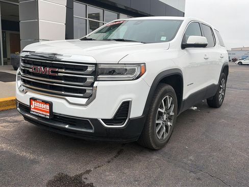 Used 2023 GMC Acadia SLE AWD/4WD image 2