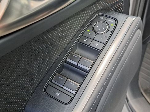 Used 2024 Lexus GX 550 image 23